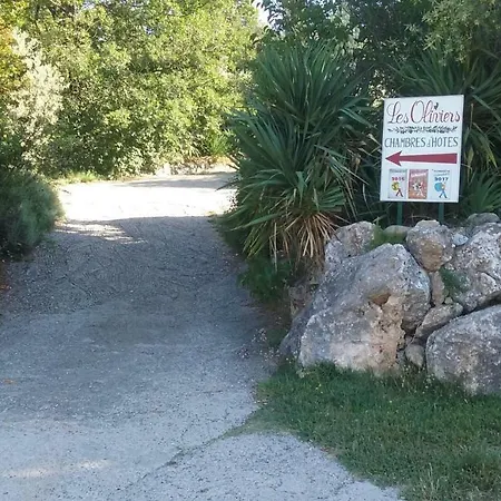 Les Oliviers * Moustiers-Sainte-Marie